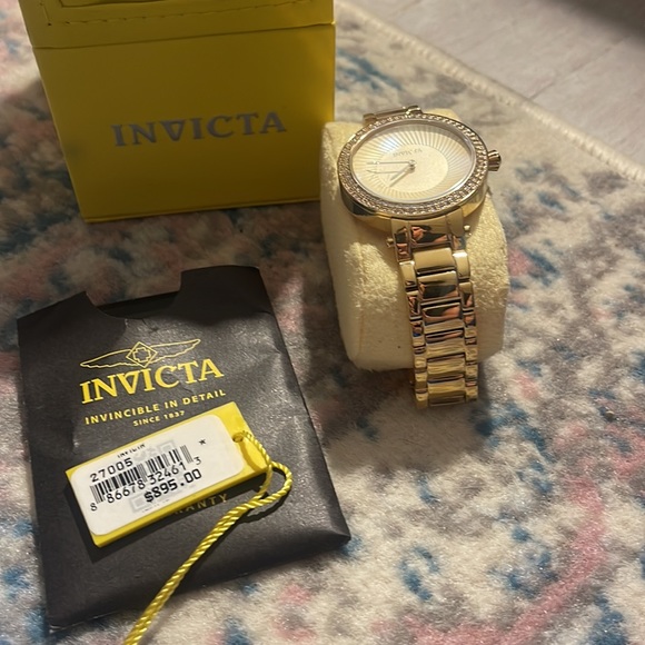 Invicta Women’s Watch - Picture 3 of 4